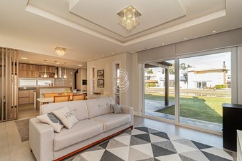 house em Avenida Adolfo Fetter, Laranjal - Pelotas - RS