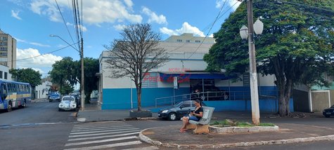 business em Rua Munhoz da Rocha, Centro - Santo Antônio da Platina - PR