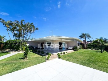 house em Avenida Jaçanã, Atlântida - Xangri-Lá - RS