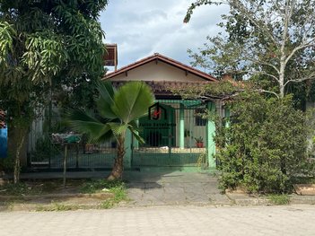 house em Avenida Vasco da Gama, Estufa I - Ubatuba - SP