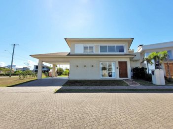 house em Rua Rio Divisa, Centro - Xangri-Lá - RS