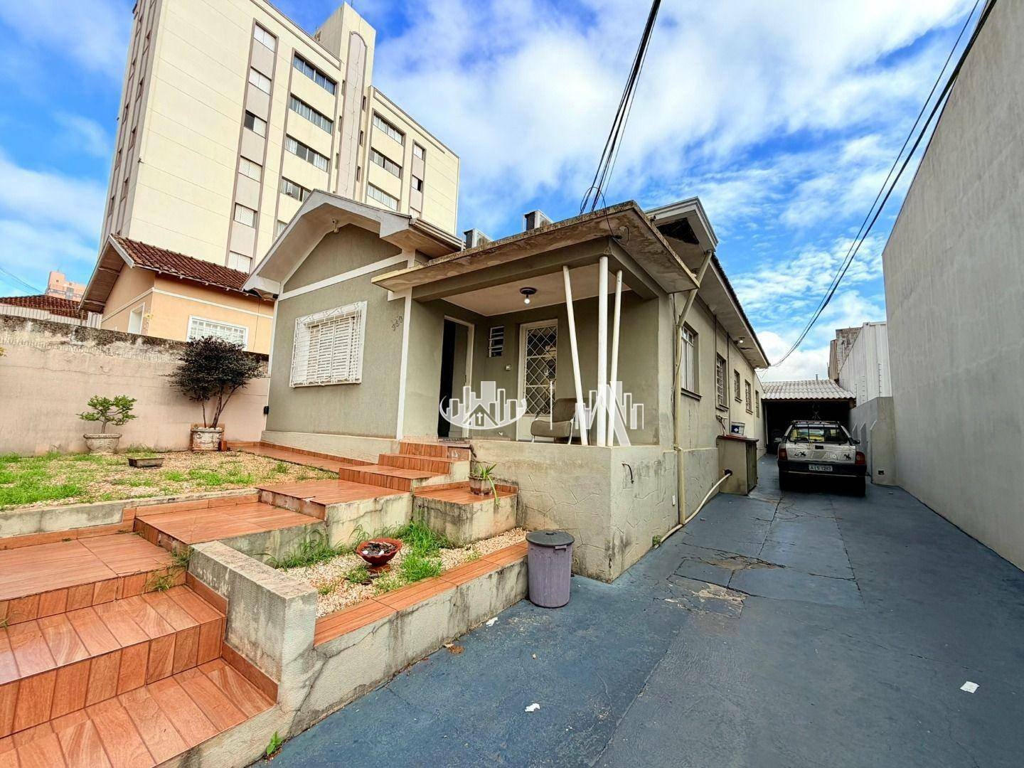 Casa com 4 Quartos à venda, 264 m² - Centro - Londrina/PR
