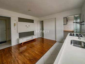 apartment em Rua Antônio Gasparin, Novo Mundo - Curitiba - PR