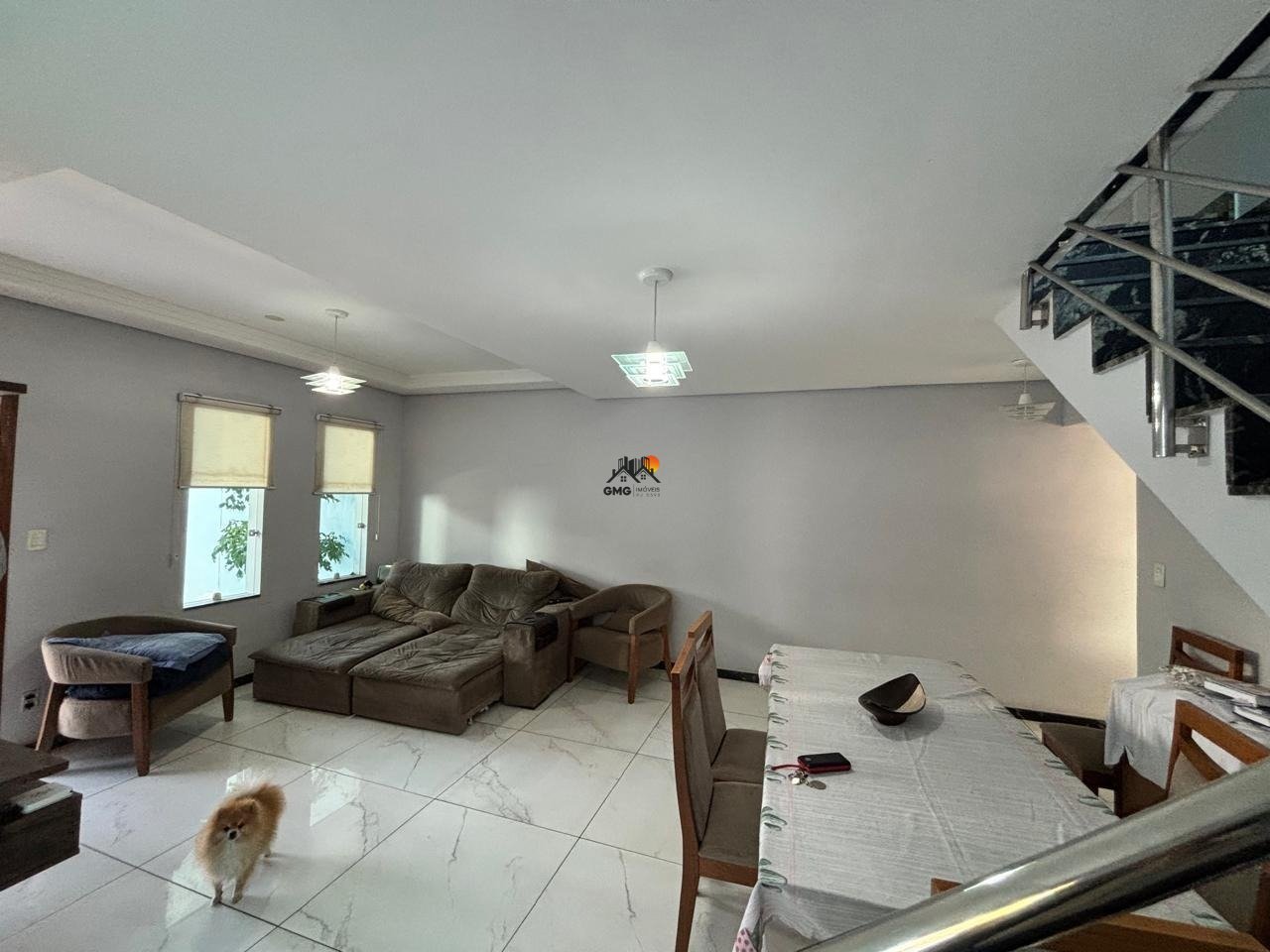 Casa com 3 quartos — Santa Mônica, Belo Horizonte