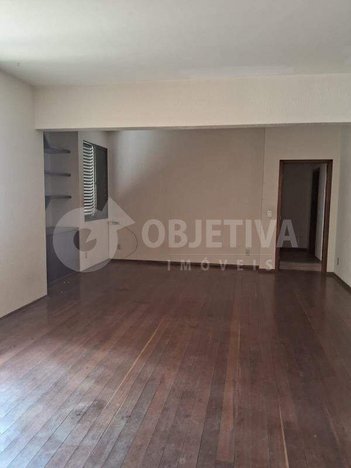 apartment em Rua Tenente Virmondes, Lídice - Uberlândia - MG