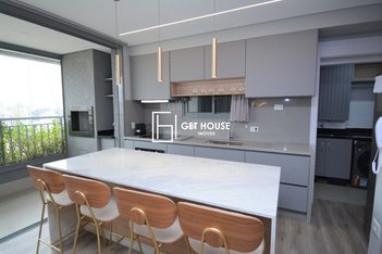 apartment em Rua Mariano Torres, Centro - Curitiba - PR