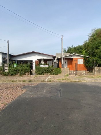 house em Antônio Francisco Lisboa, Rubem Berta - Porto Alegre - RS