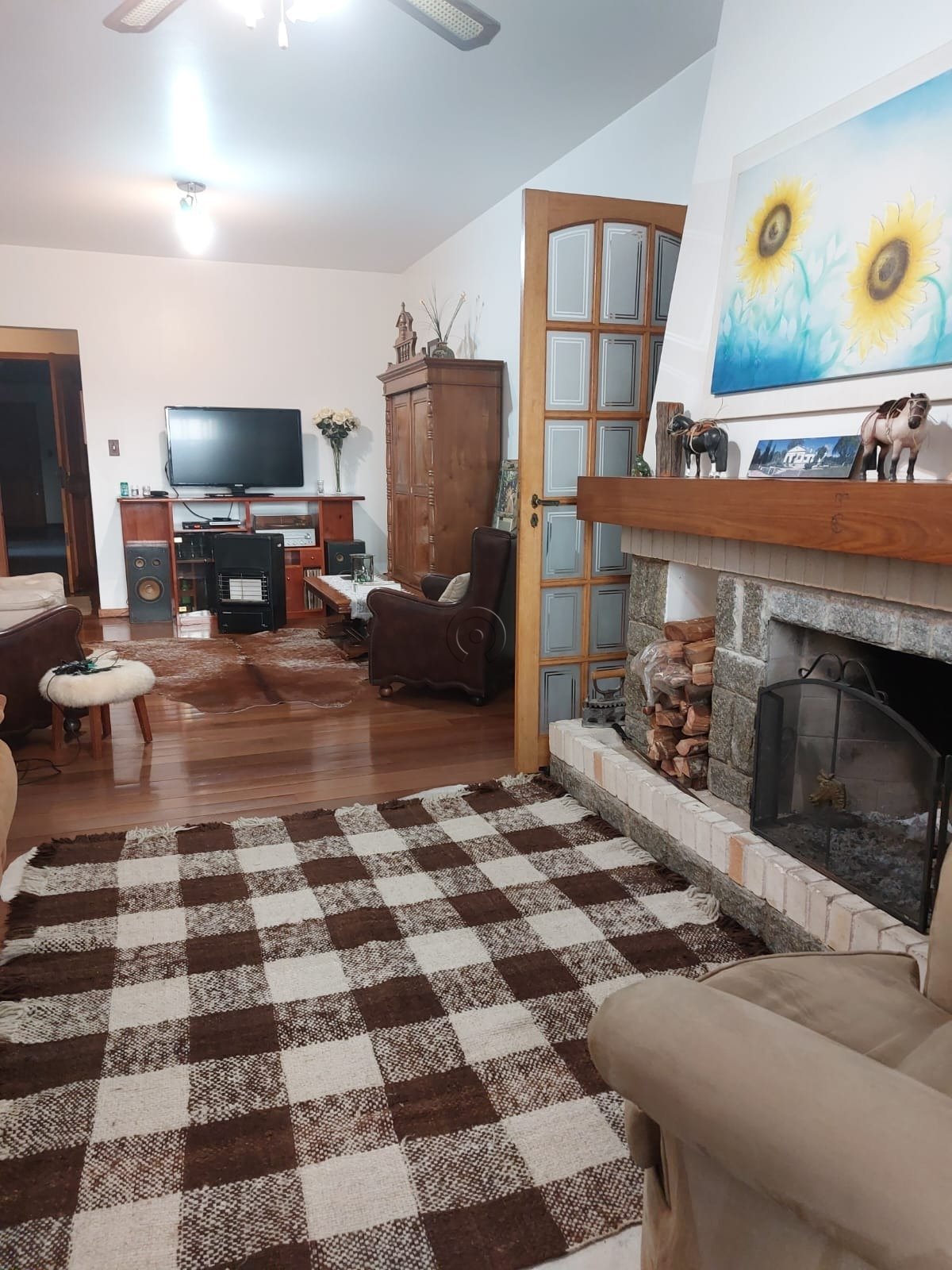 Sala com lareira