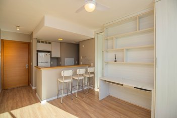apartment em Valdir Antônio Lopes, Três Figueiras - Porto Alegre - RS