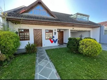 house em Rua São Joaquim, Jardim Botânico - Curitiba - PR