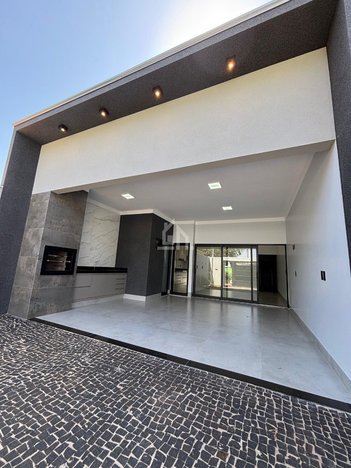 house em Rua Jacarandá, Loteamento Gameleira - Rio Verde - GO