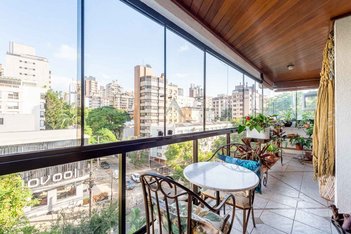 apartment em Rua Dona Laura, Rio Branco - Porto Alegre - RS