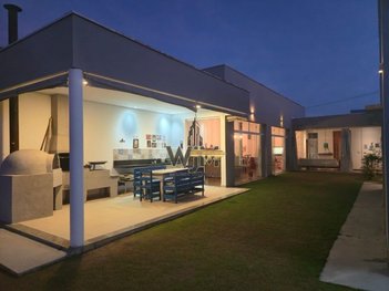 house em Rua Osmar Domingos de Oliveira, Condomínio Parque Vale dos Lagos - Jacareí - SP