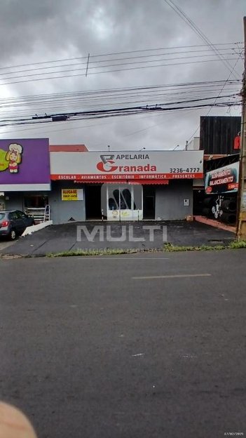 business em Alameda Raul Petronilho Pádua, Granada - Uberlândia - MG