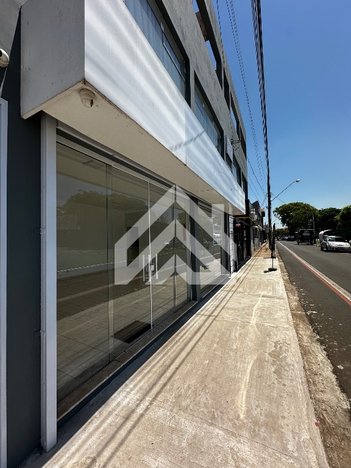 commercial_building em Avenida Brasil, Vila Martins - Rio Claro - SP