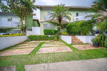 house em Rua Anésio Martins de Siqueira, Pinus Park - Cotia - SP