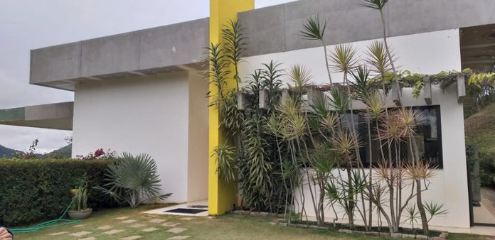 Cômodo Condomínio