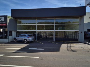 commercial_building em Avenida Maria Antonia Camargo de Oliveira, Centro - Araraquara - SP