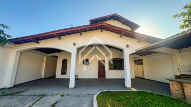 house em Rua Manoel de Oliveira, Juquehy - São Sebastião - SP