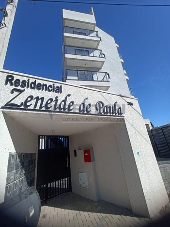 apartment em Rua Brigadeiro Arthur Carlos Peralta, Bom Jesus - São José dos Pinhais - PR