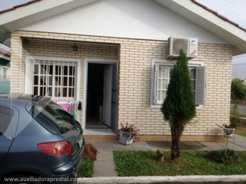 house em Rua Engenheiro Kindler, Harmonia - Canoas - RS