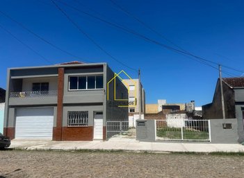 house em Rua Dona Mariana, Porto - Pelotas - RS