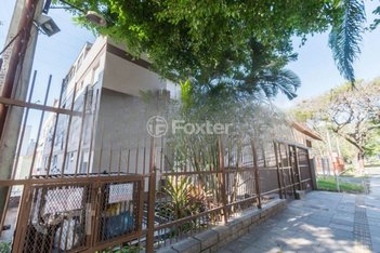 apartment em Rua Roque Calage, Passo da Areia - Porto Alegre - RS