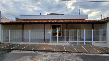 house em Rua Passos, Centro - Piumhi - MG