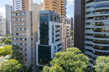 commercial_property em Presidente Getúlio Vargas, Água Verde - Curitiba - PR