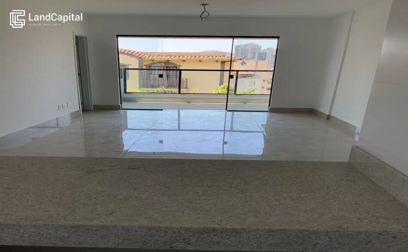 Sala de estar e varanda