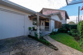 house em Rua Vitório Francisco Giordani, Jardim Itu - Porto Alegre - RS