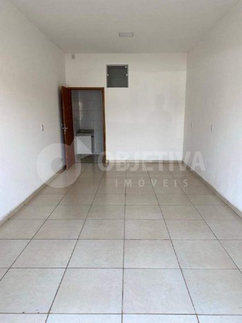 business em Rua Taxista Fábio Cardoso, São Jorge - Uberlândia - MG