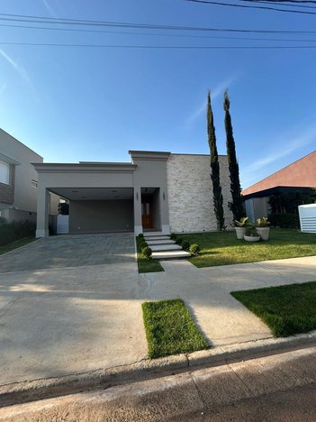 house em Avenida Manoel Lopes Alarcon, Loteamento Santa Rosa - Piracicaba - SP