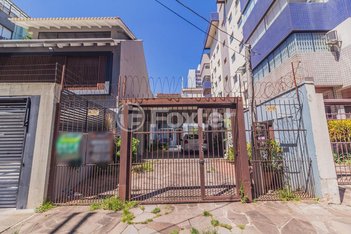 house em Avenida Lavras, Petrópolis - Porto Alegre - RS