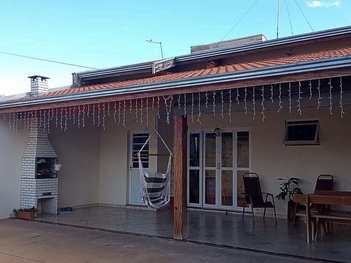 house em Rua Professor Doutor Ivan Salvador Gonçalves de Carvalho, Jardim Treviso - Pirassununga - SP