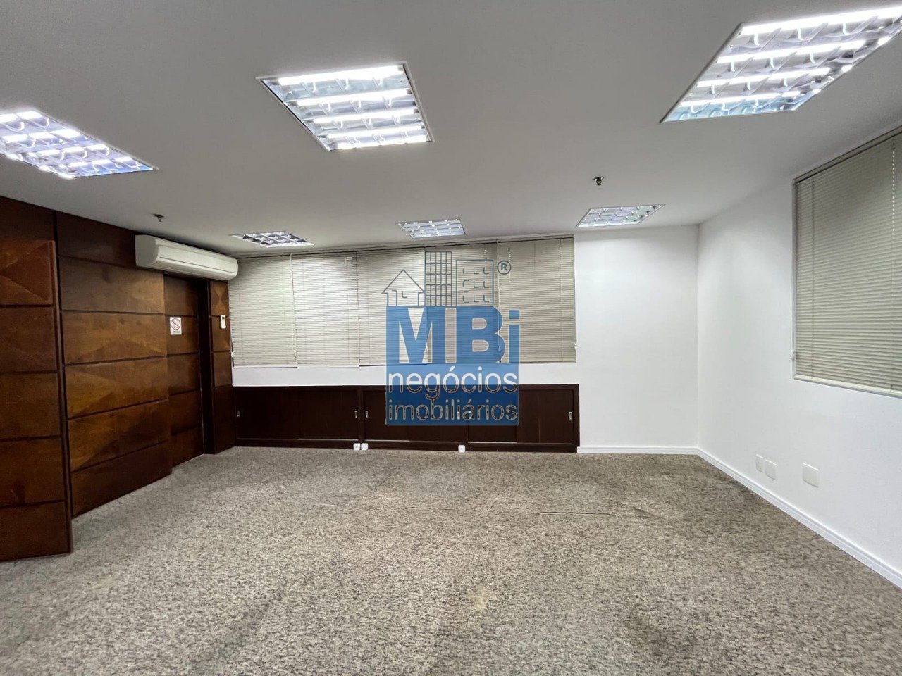 WhatsApp Image 2025-10-01 at 15.08