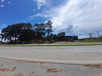 commercial_building em Rua João Leme dos Santos, Salto de Pirapora - Salto de Pirapora - SP