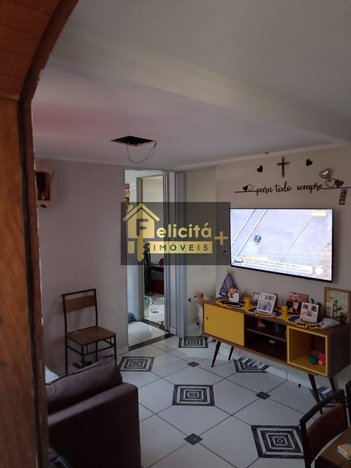 apartment em Avenida Presidente Tancredo de Almeida Neves, Conjunto Habitacional Presidente Castelo Branco - Carapicuíba - SP