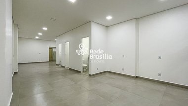 business em SEPN 504 Bloco C, Asa Norte - Brasília - DF