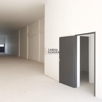 industrial em Avenida dos Imarés, Indianópolis - São Paulo - SP