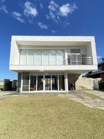 house em Avenida Paraguassu, Centro - Xangri-Lá - RS