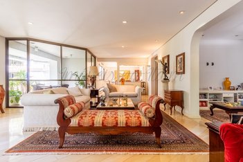apartment em Rua Jerônimo da Veiga, Jardim Europa - São Paulo - SP
