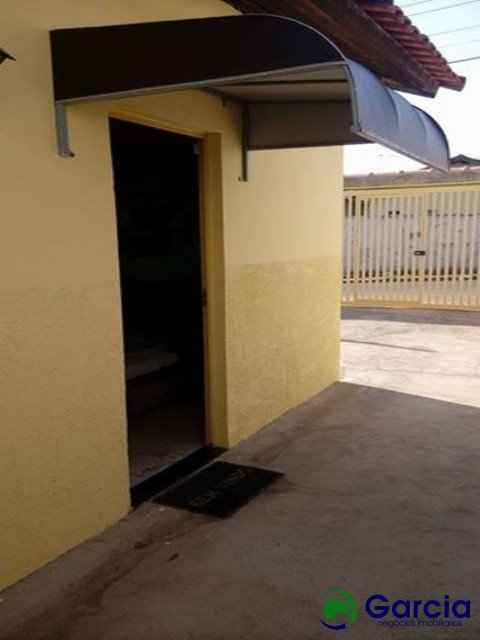 image-0