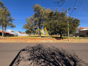 land_lot em Rua Justino Miranda Camargo, Conjunto Residencial Jardim do Mirante - Botucatu - SP