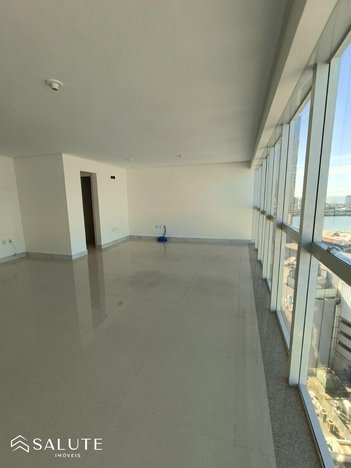 office em Rua Cônego Thomaz Fontes, Centro - Itajaí - SC