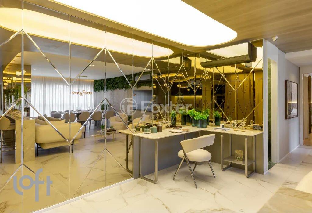 sala-de-jantar-moderna-com-espelho