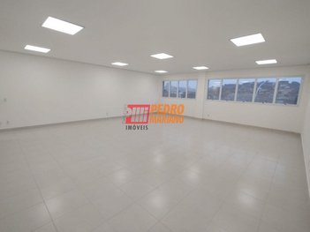 office em Avenida dos Estados, Parque Jaçatuba - Santo André - SP