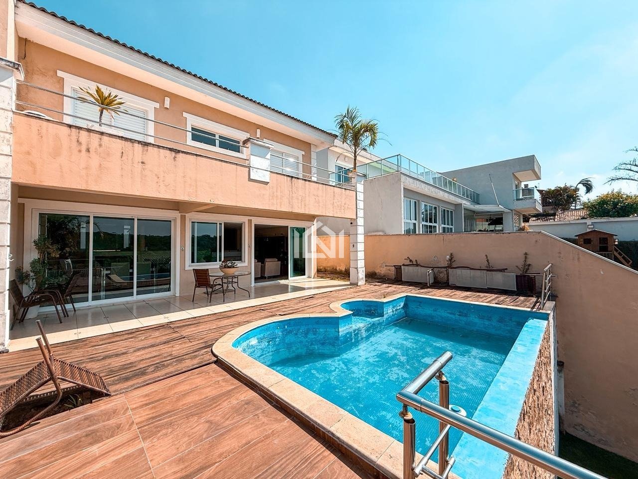 casa a venda no condominio parque das artes - piscina