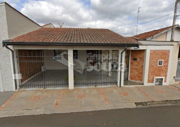 WhatsApp Image 2025-10-01 at 09.35