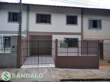 house em Rua Lázaro Benedito Carnielli, Jardim Canadá - Maringá - PR
